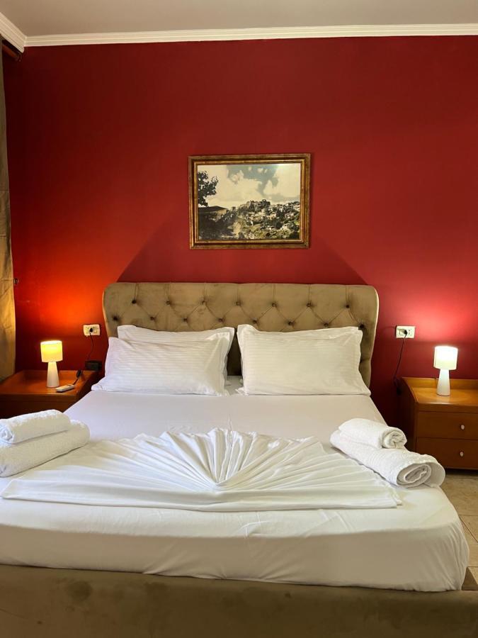 Skanderbeg Square Explorer Apartments Tirana Zewnętrze zdjęcie
