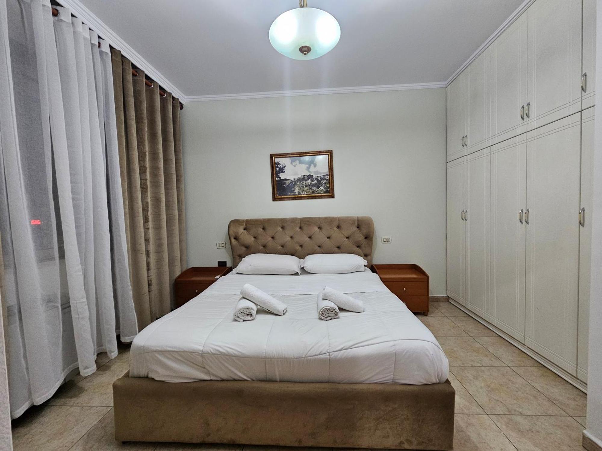 Skanderbeg Square Explorer Apartments Tirana Zewnętrze zdjęcie